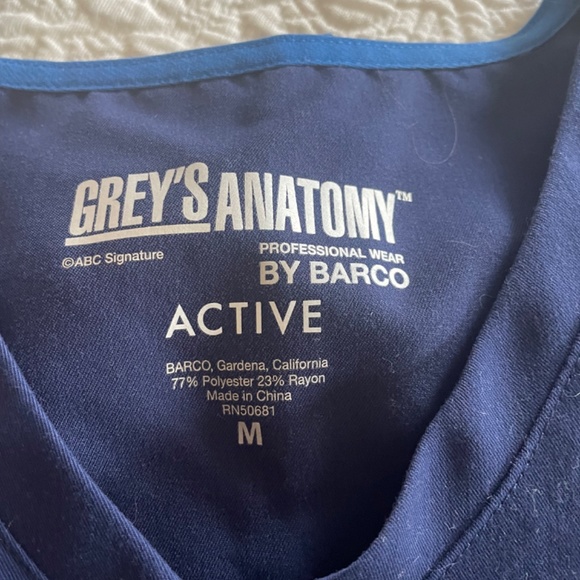 Grey's Anatomy Tops Greys Anatomy Scrubs Size Medium Navy Worn Once